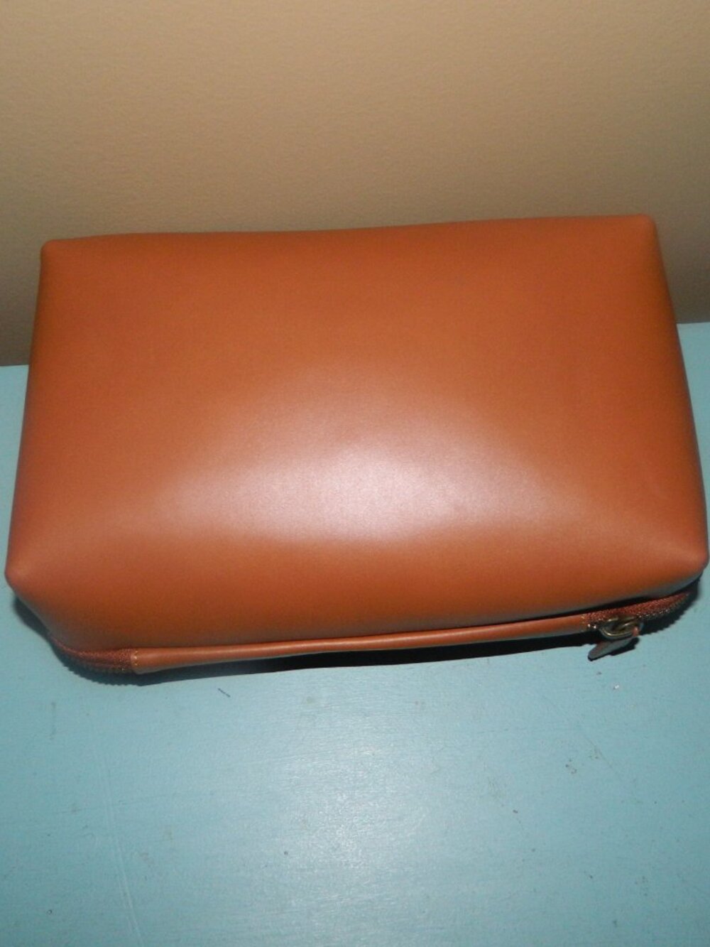 Mark & Graham Leather Tech Pouch - Picture 2 of 5